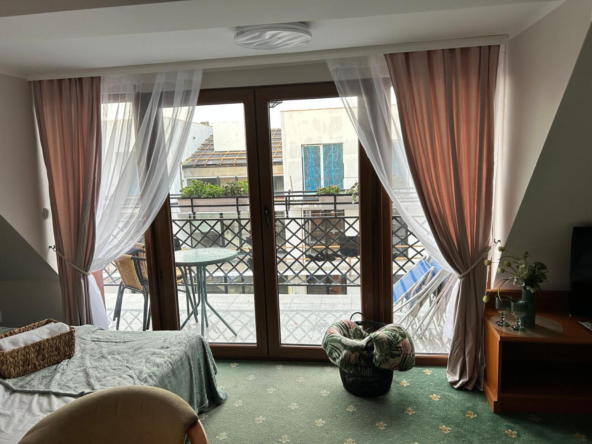 Apartamenty I Pokoje Chaton Mielno Mielno  Zewnętrze zdjęcie